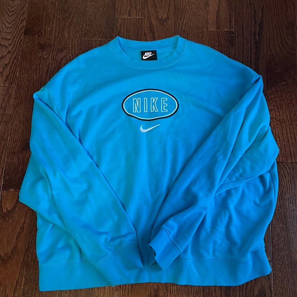 EUC crew neck